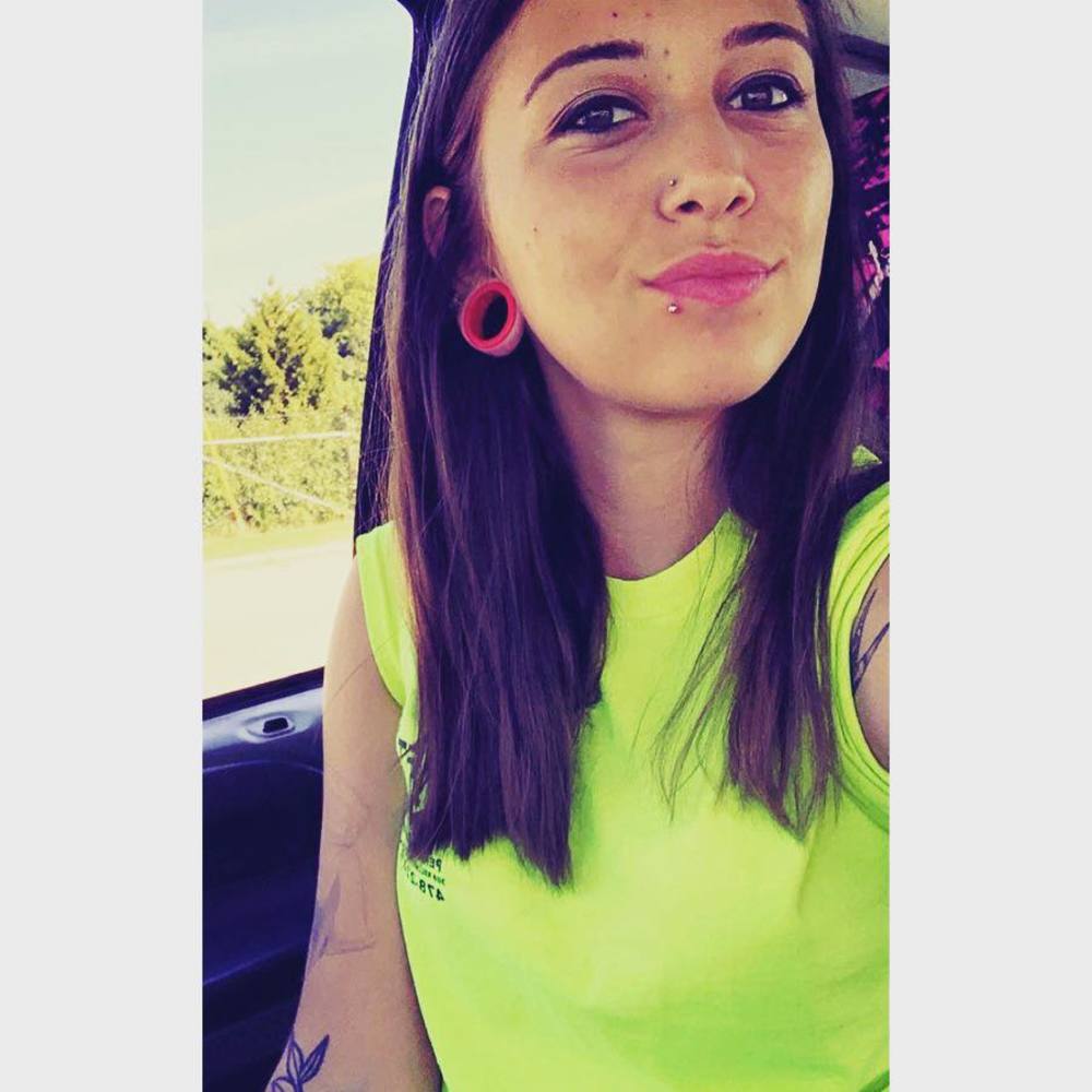 Meet your Posher, Ashley